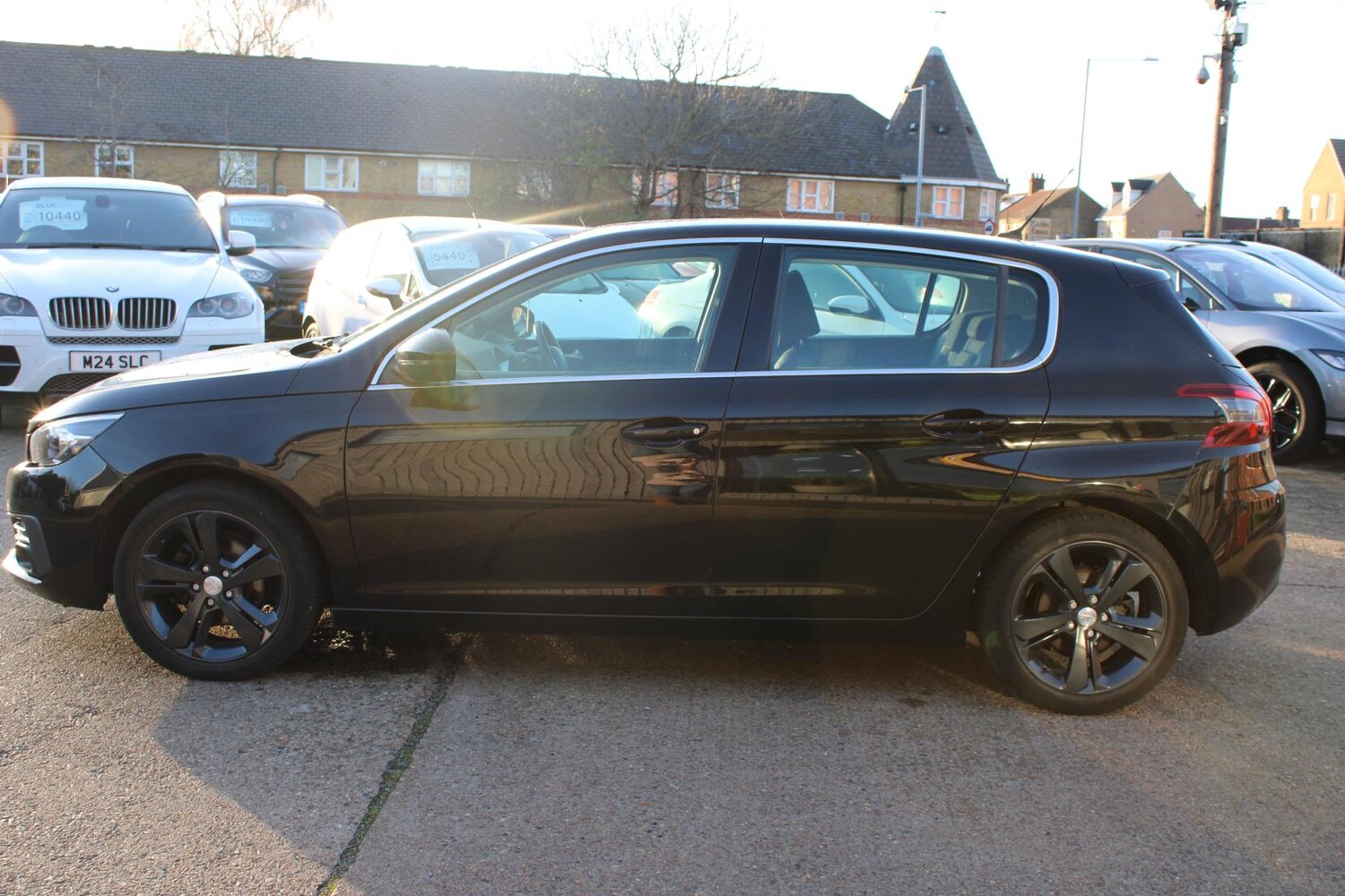 Used Peugeot 308 2018 for sale - 77462015: Photo 7