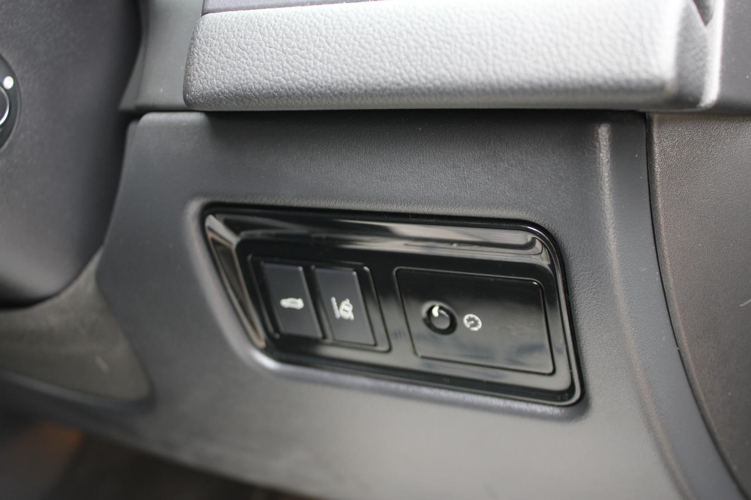 Used Jaguar XF 2018 for sale - 78067647: Photo 21