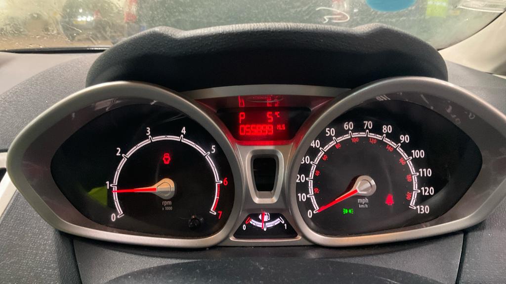 Used Ford Fiesta 2011 for sale - 76987574: Photo 10