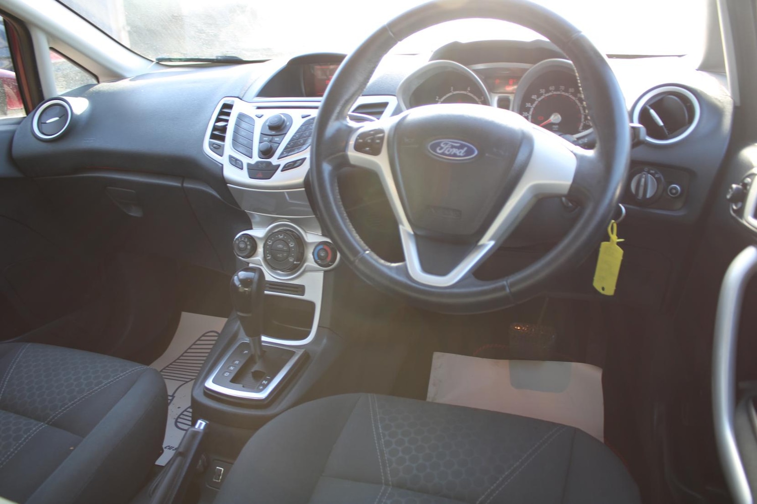 Used Ford Fiesta 2011 for sale - 76987574: Photo 18