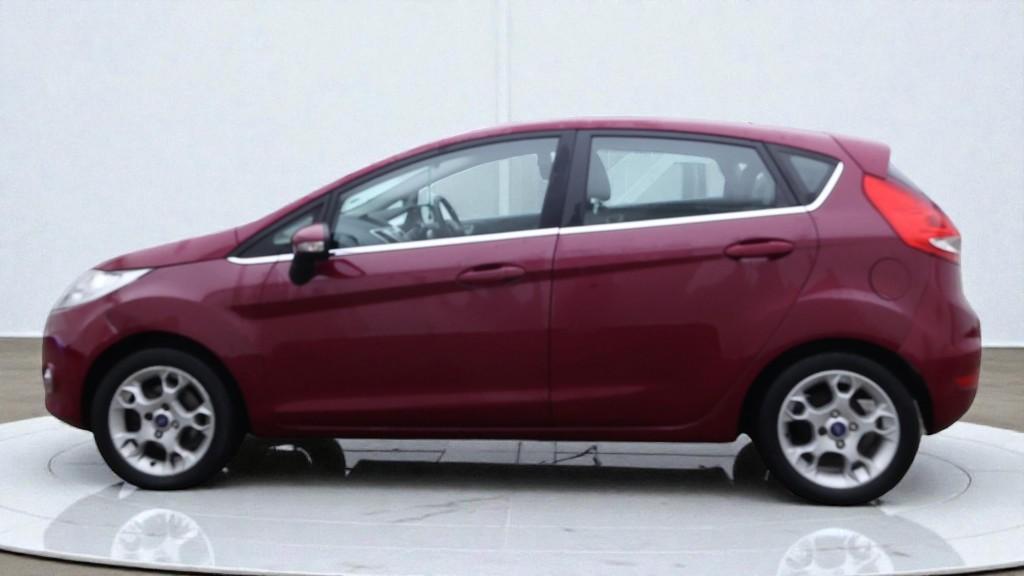 Used Ford Fiesta 2011 for sale - 76987574: Photo 5