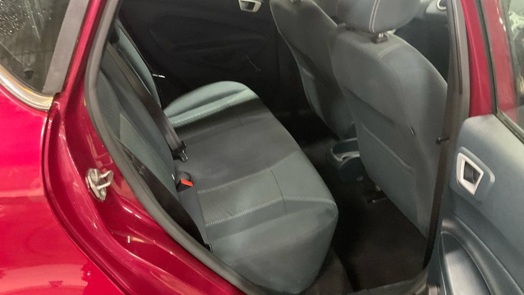 Used Ford Fiesta 2011 for sale - 76987574: Photo 8