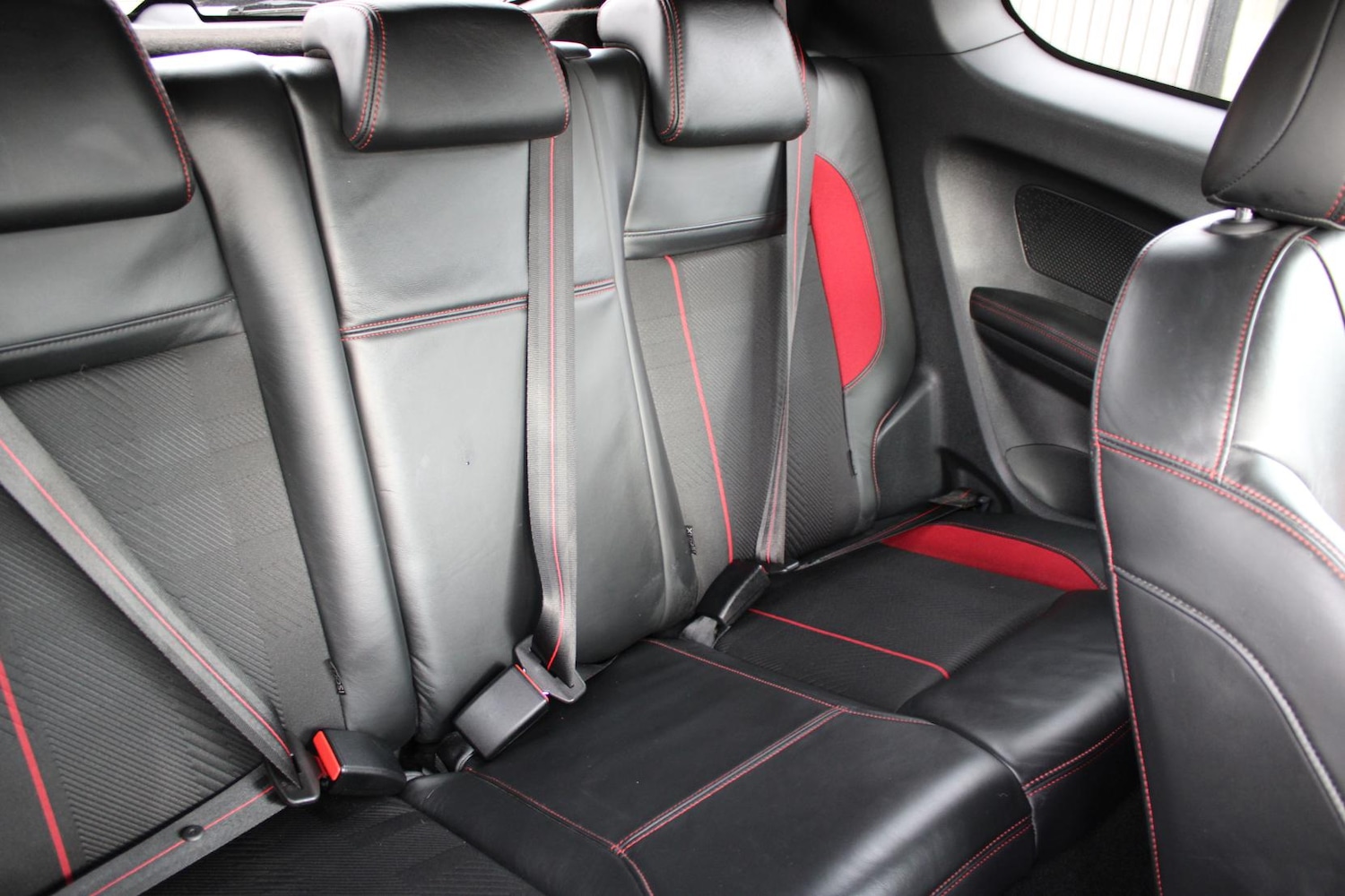 Used Peugeot 208 2015 for sale - 76979761: Photo 13