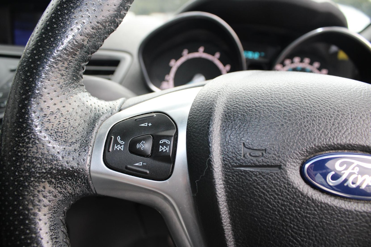 Used Ford Fiesta 2017 for sale - 76979760: Photo 21