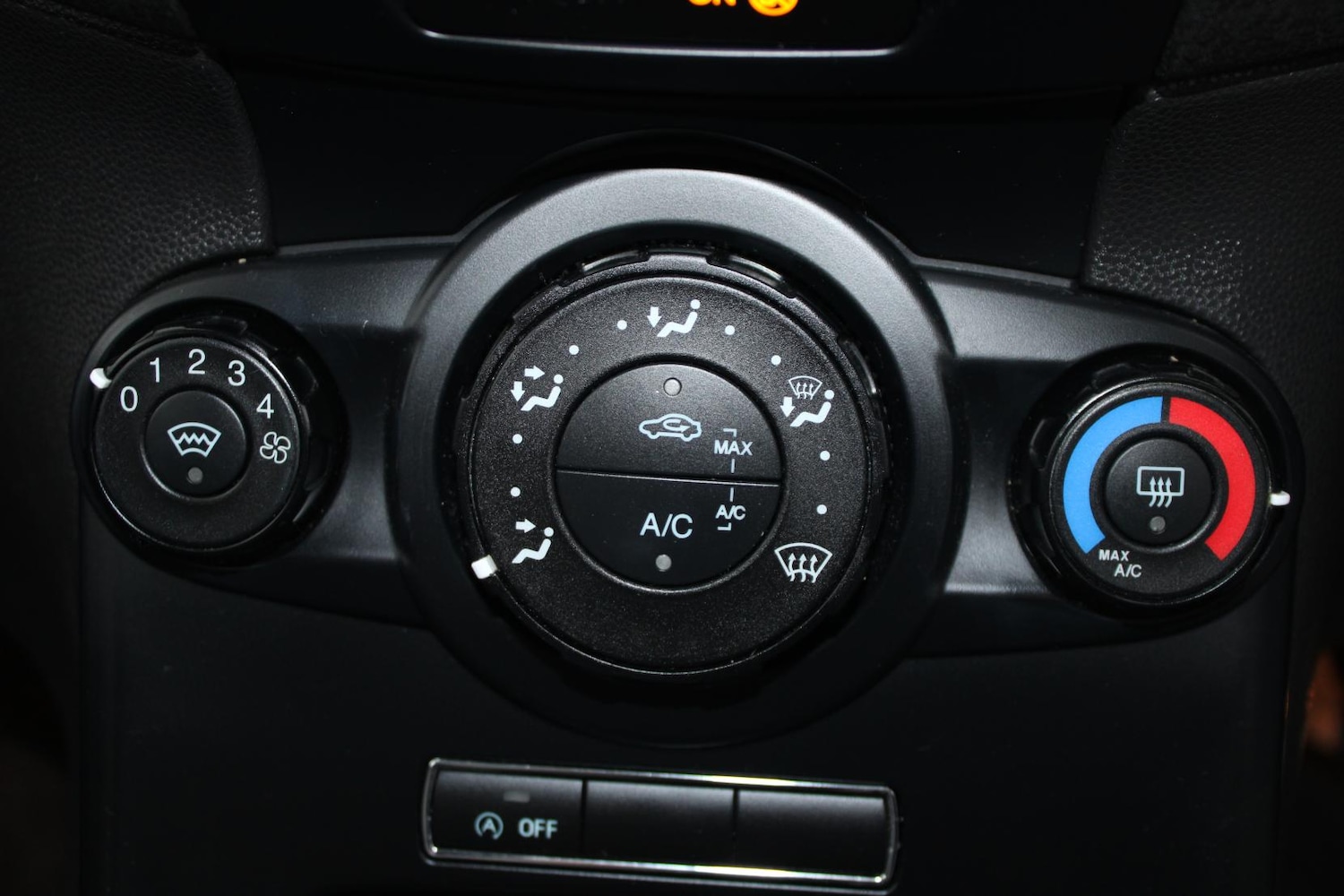 Used Ford Fiesta 2017 for sale - 76979760: Photo 35