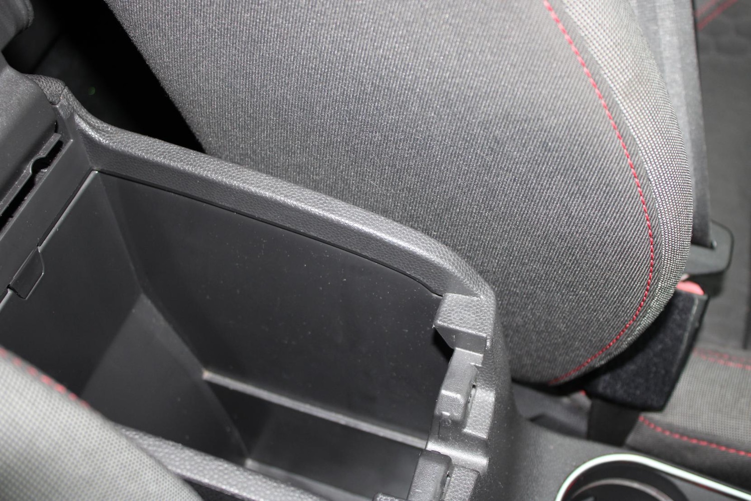 Used Ford Fiesta 2017 for sale - 76979760: Photo 39