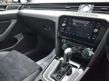 Used Volkswagen Passat 2019 for sale - 74055806: Photo