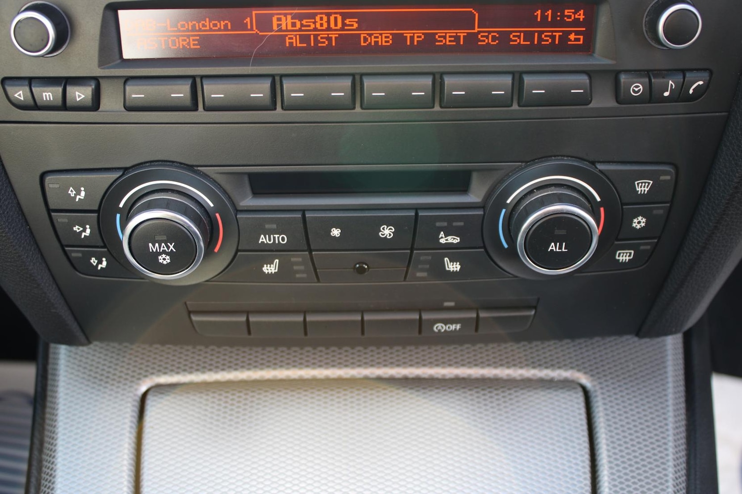 Used BMW 3 Series 2012 for sale - 76979752: Photo 27