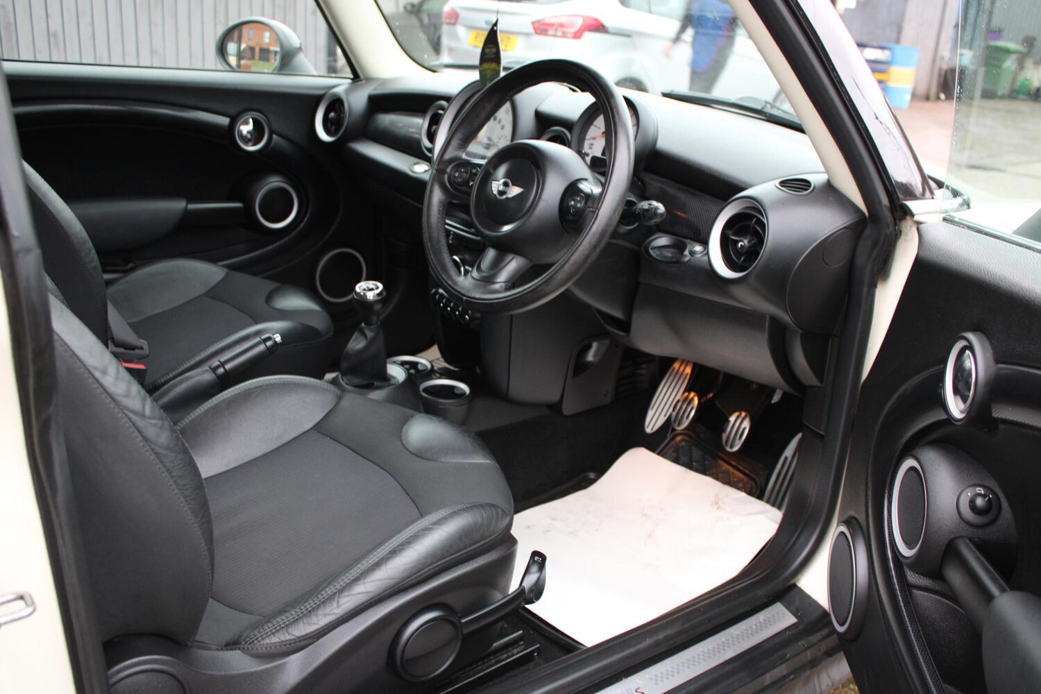 Used MINI Hatch 2011 for sale - 77462021: Photo 13