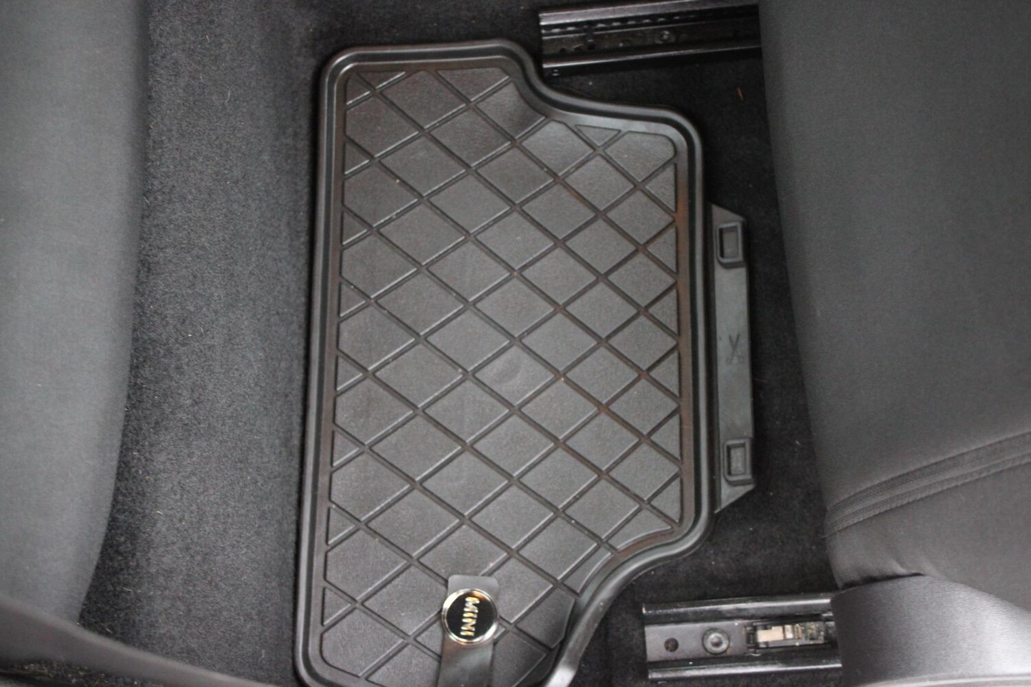 Used MINI Hatch 2011 for sale - 77462021: Photo 17