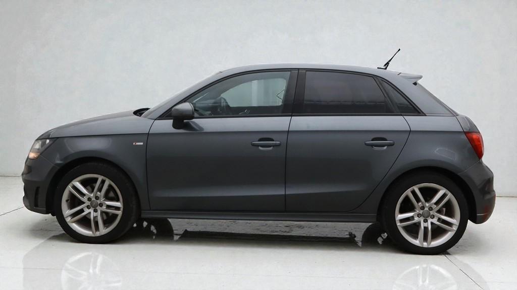 Used Audi A1 2013 for sale - 77063575: Photo 5
