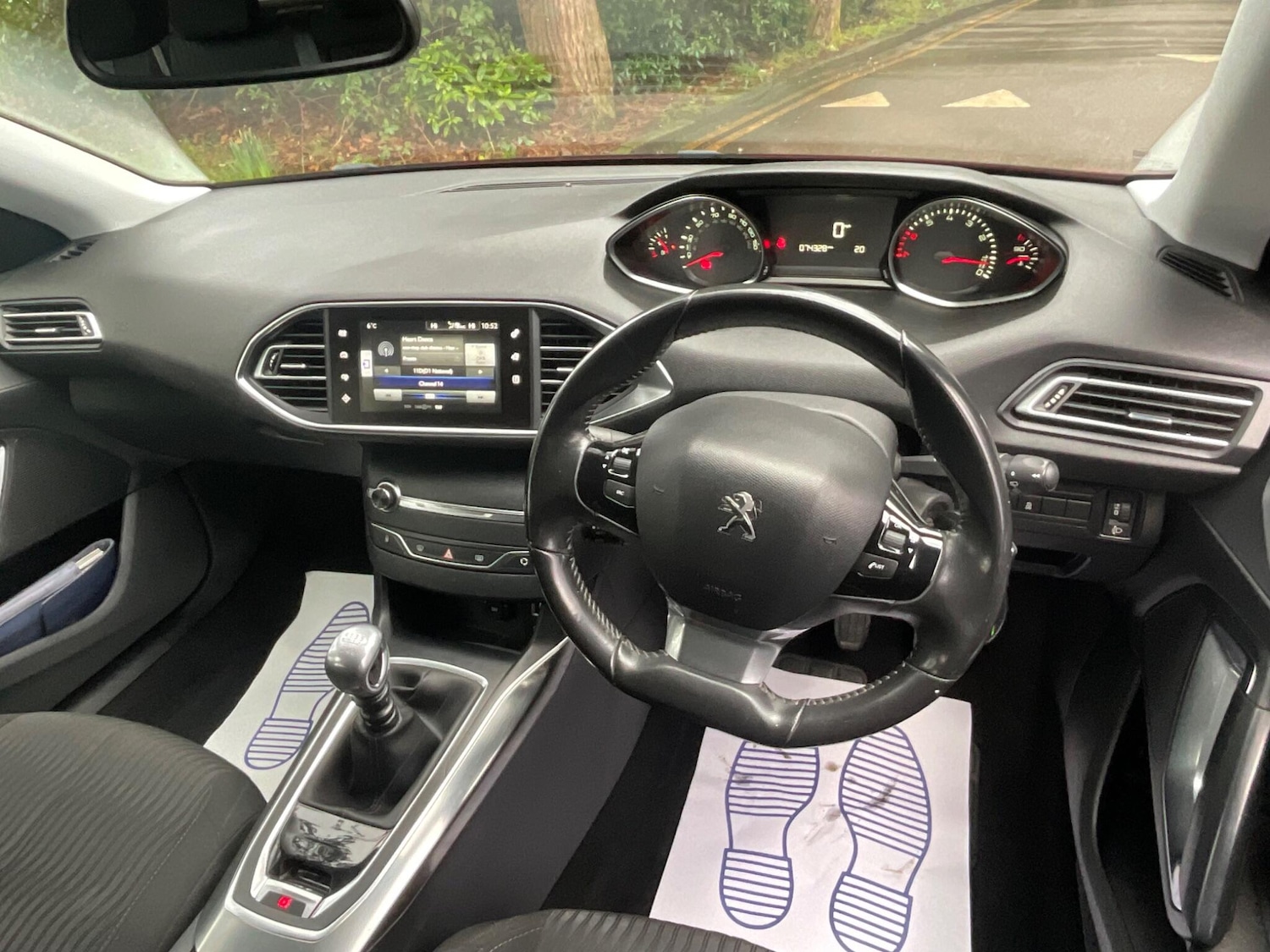 Used Peugeot 308 2014 for sale - 77574273: Photo 12