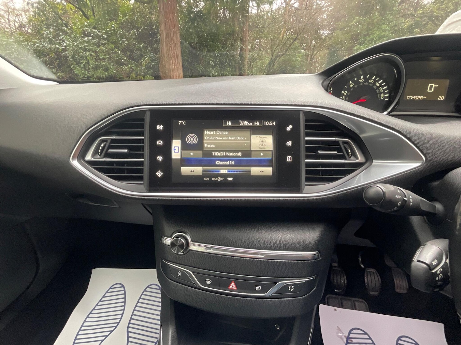 Used Peugeot 308 2014 for sale - 77574273: Photo 26