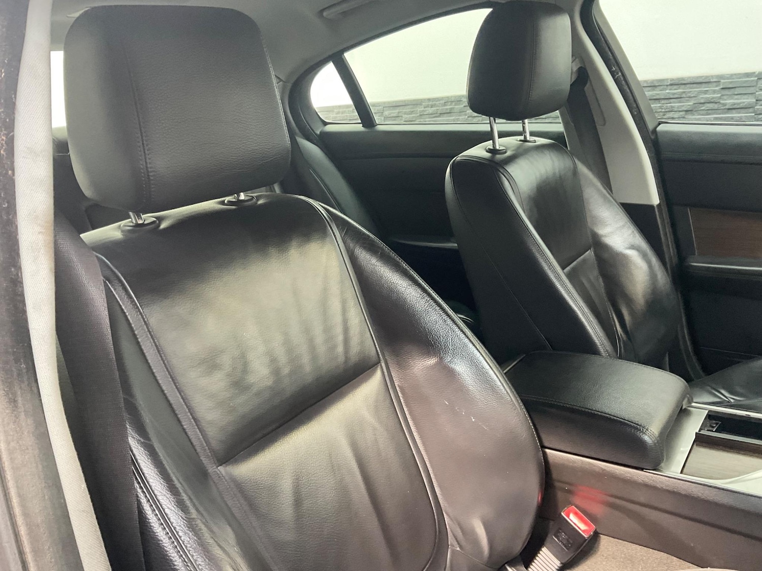 Used Jaguar XF 2011 for sale - 76990563: Photo 12