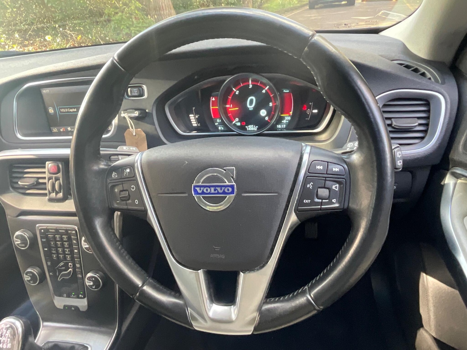 Used Volvo V40 2014 for sale - 77892275: Photo 17