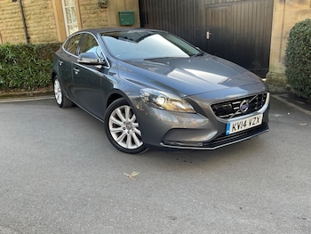 Used Volvo V40 2014 for sale - 77892275: Photo