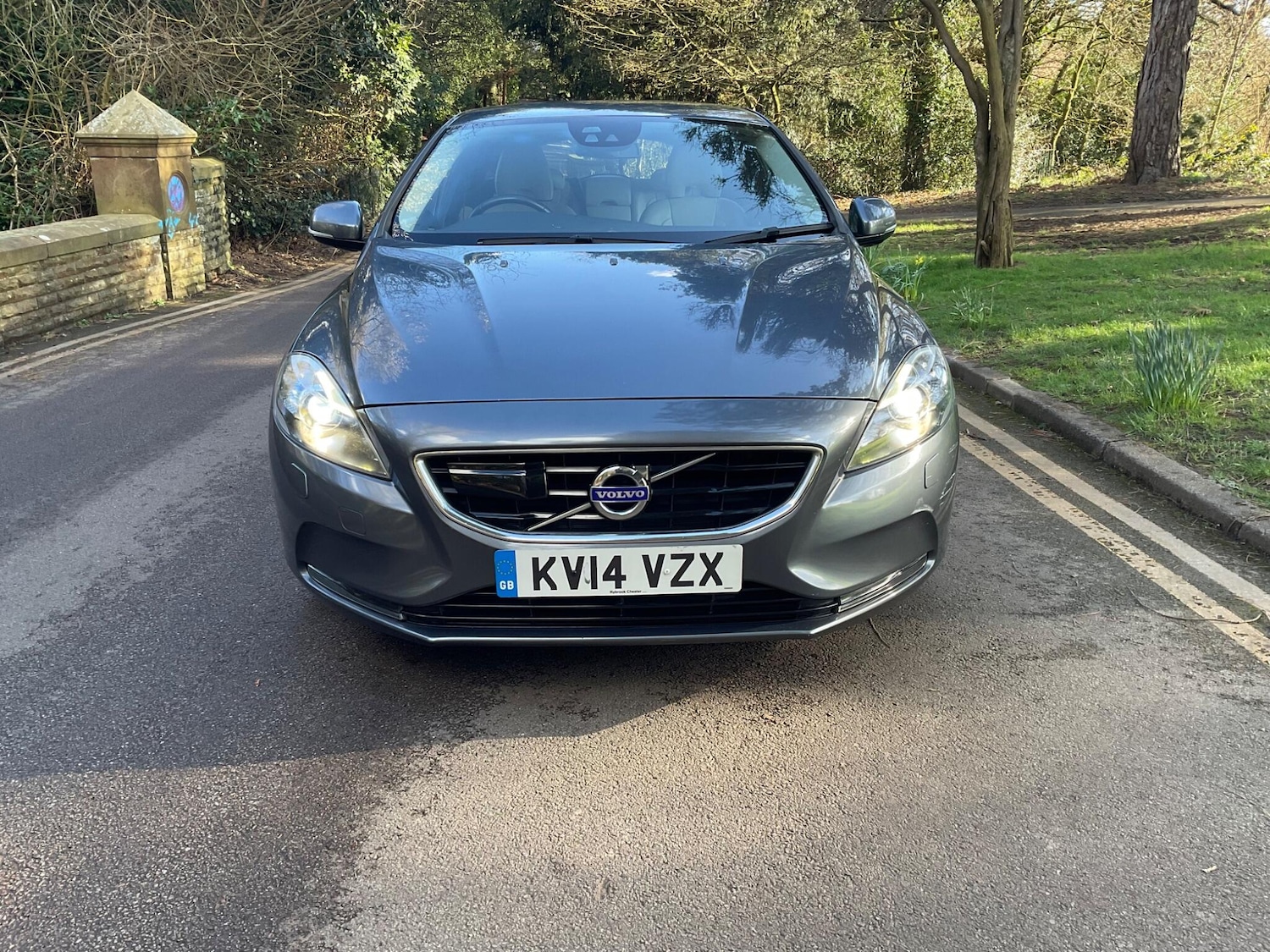 Used Volvo V40 2014 for sale - 77892275: Photo 4