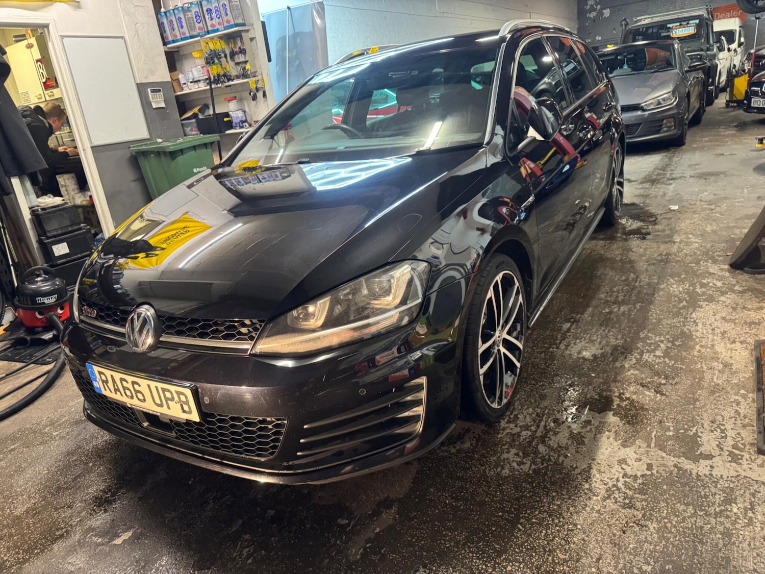 Used Volkswagen Golf 2017 for sale - 76539076: Photo 8