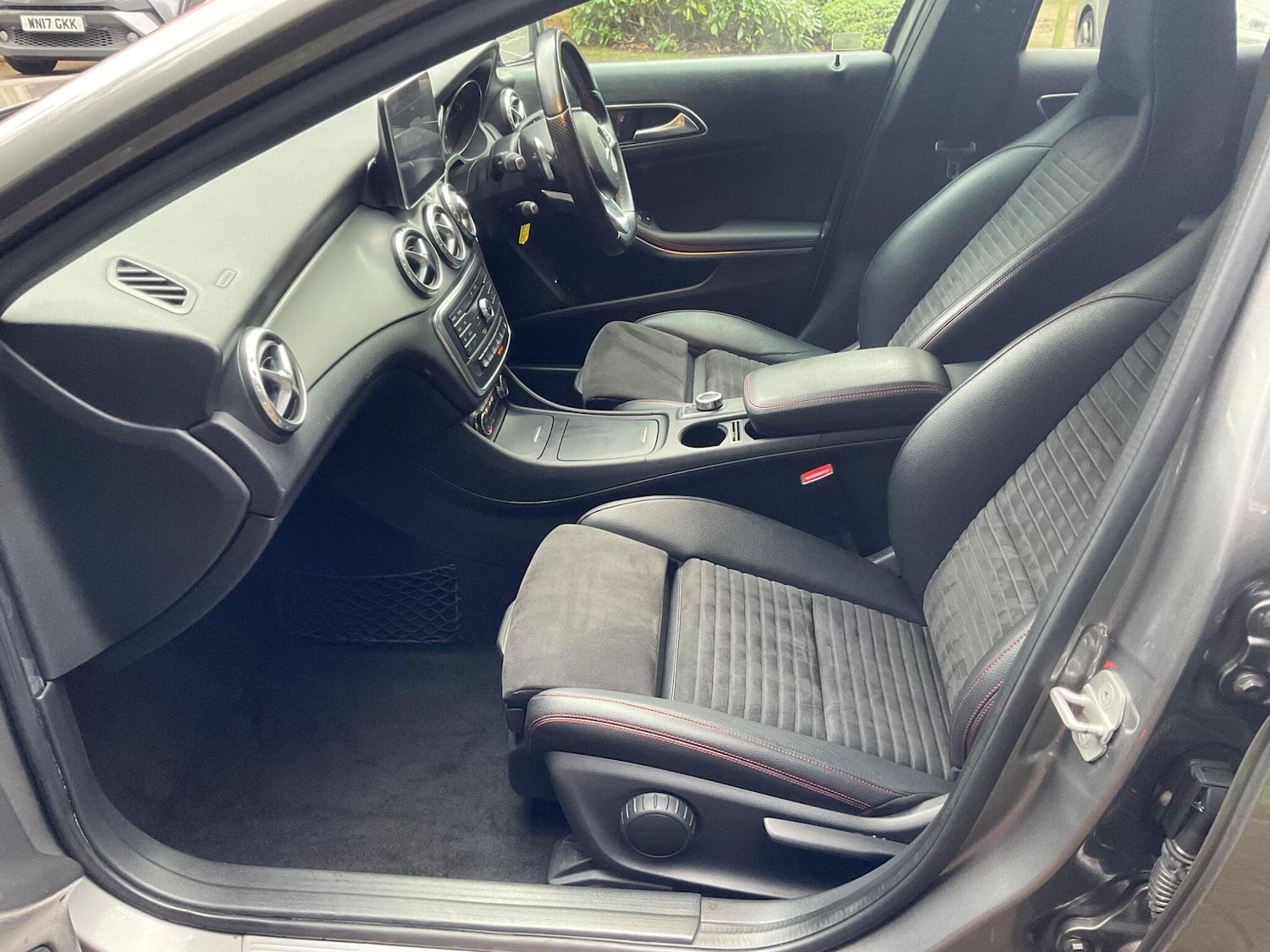 Used Mercedes-Benz GLA 2015 for sale - 76666598: Photo 24