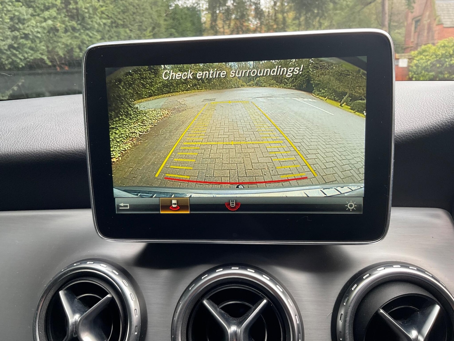 Used Mercedes-Benz GLA 2015 for sale - 76666598: Photo 32