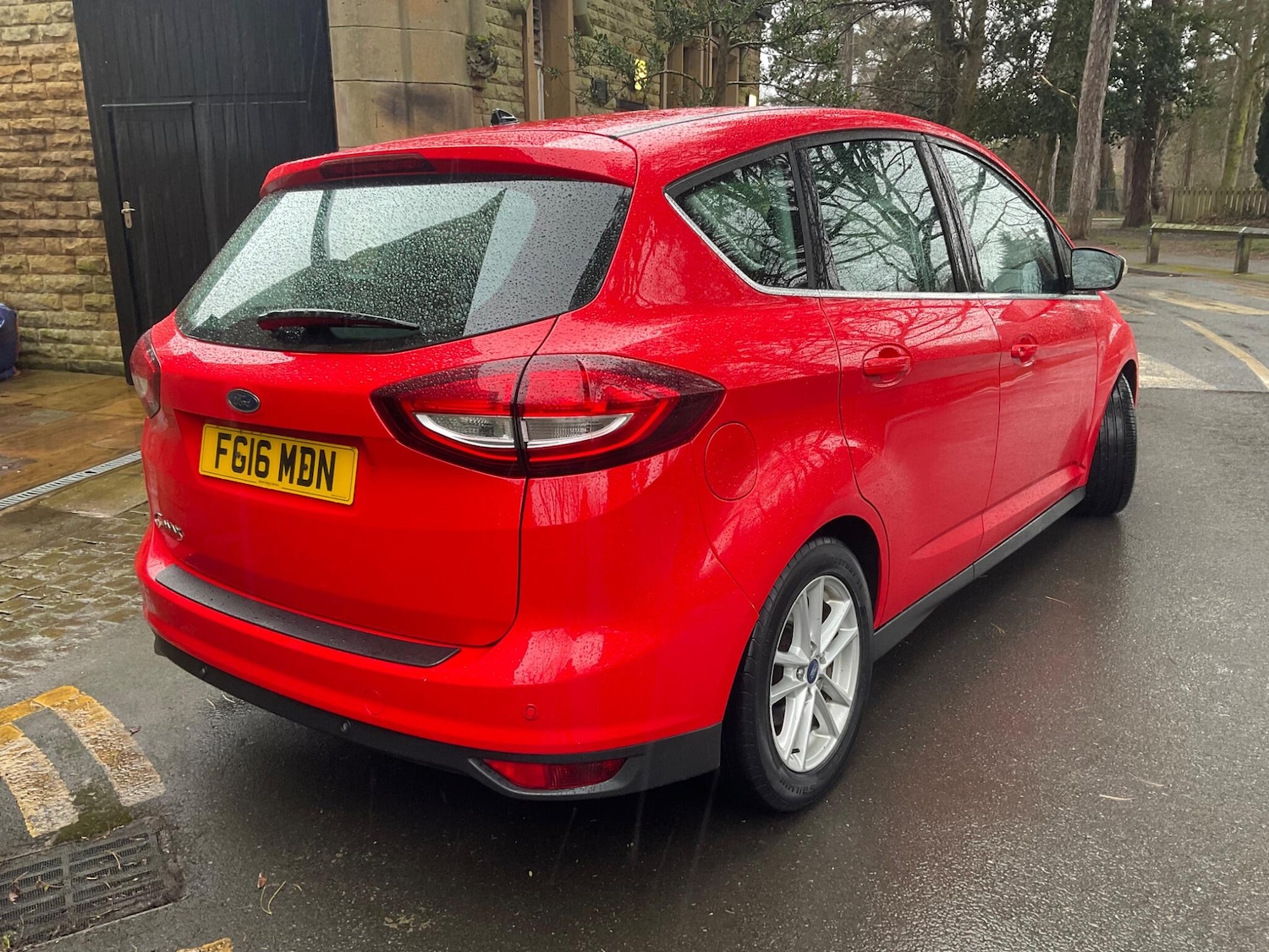 Used Ford C-Max 2016 for sale - 77633831: Photo 2