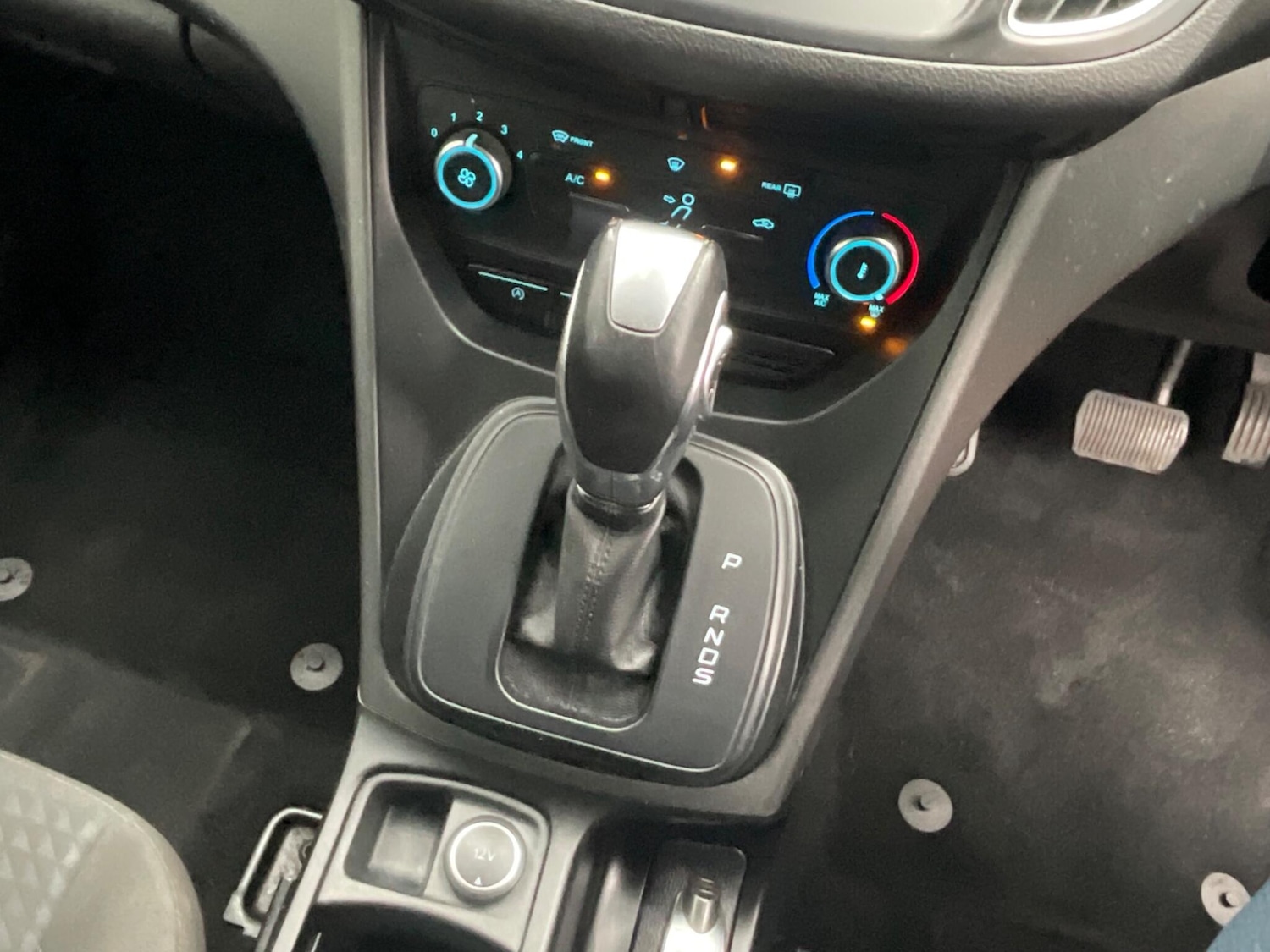 Used Ford C-Max 2016 for sale - 77633831: Photo 26