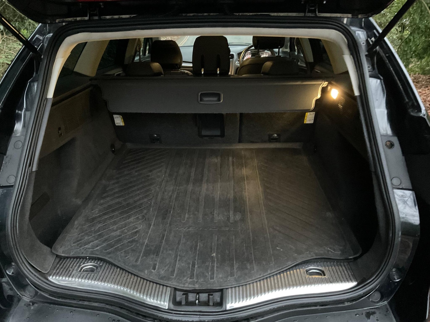 Used Ford Mondeo 2015 for sale - 76714255: Photo 13