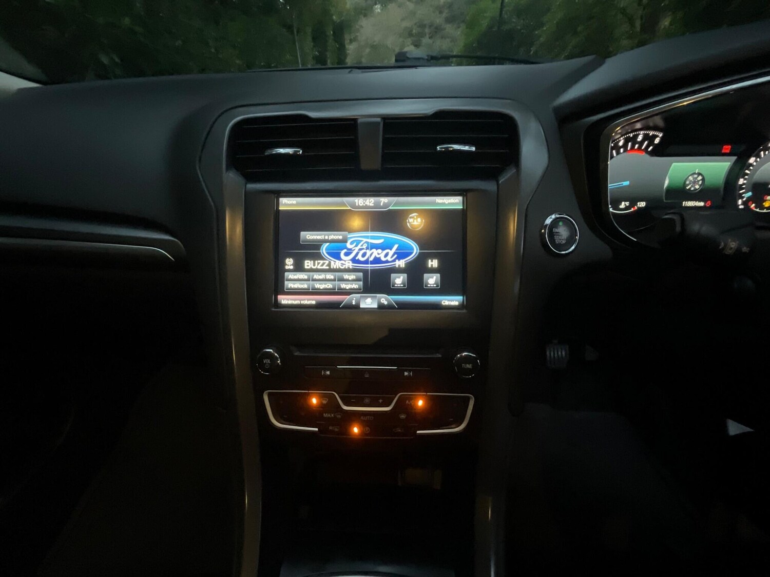 Used Ford Mondeo 2015 for sale - 76714255: Photo 29