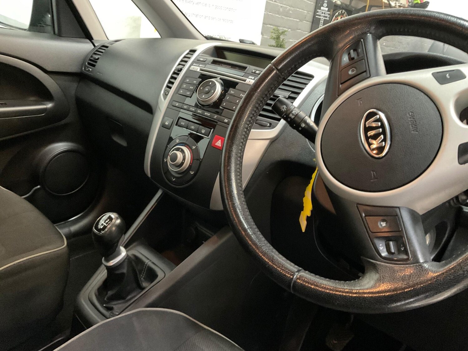 Used Kia Venga 2012 for sale - 76839407: Photo 13