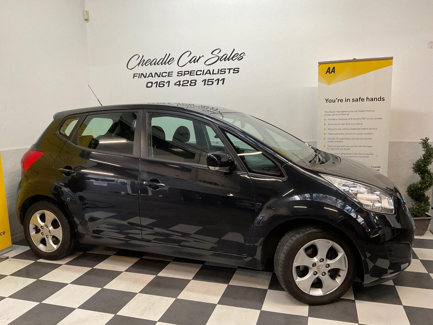 Used Kia Venga 2012 for sale - 76839407: Photo 6