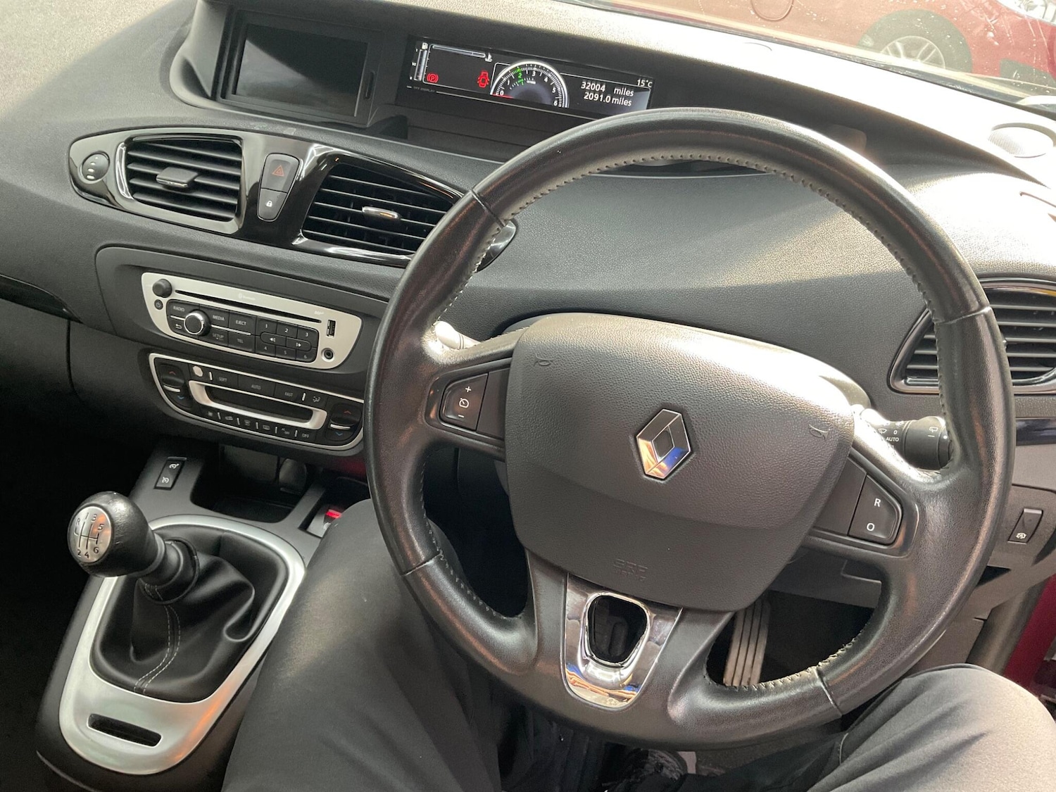 Used Renault Grand Scenic 2015 for sale - 75927004: Photo 6