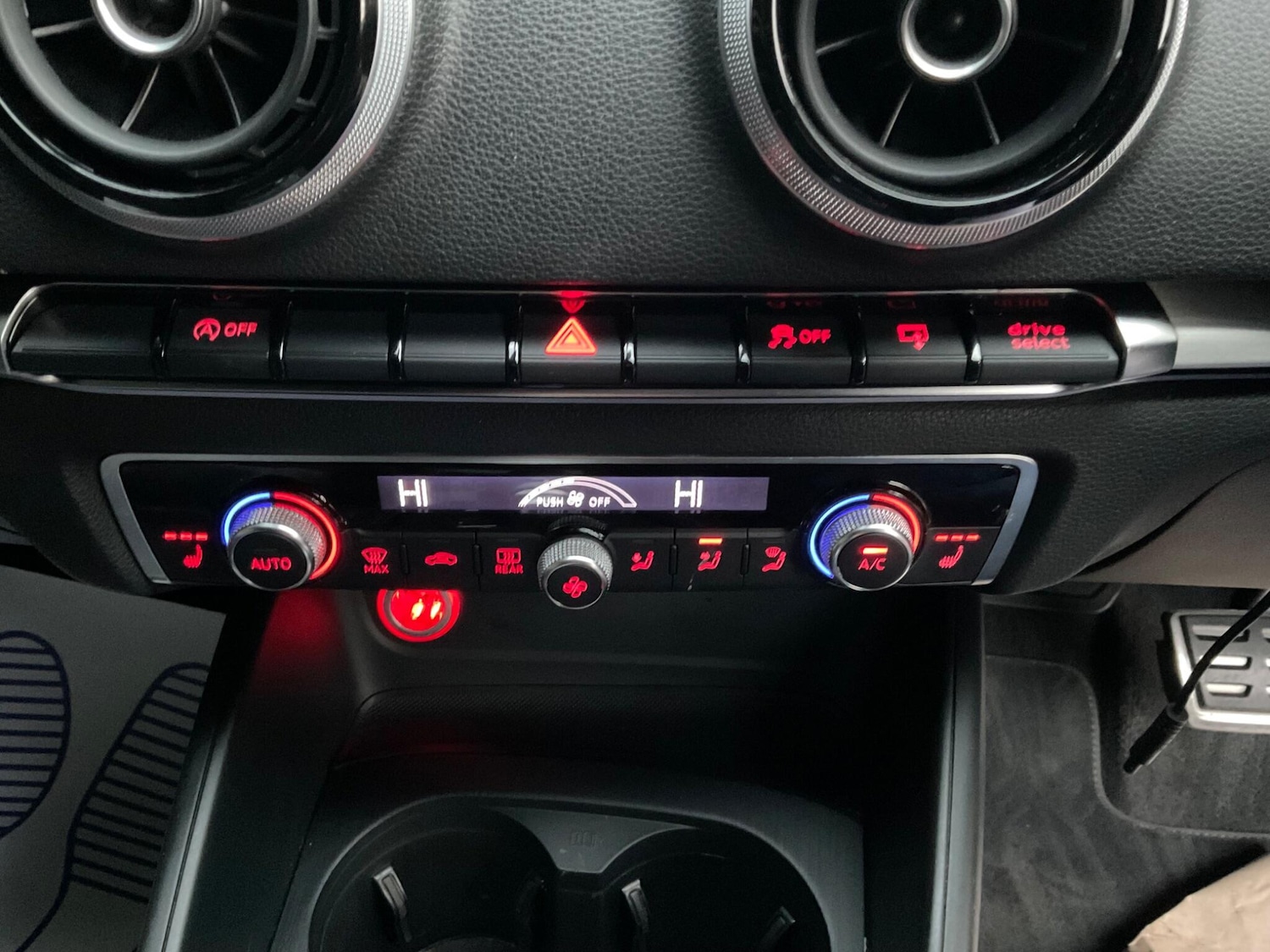 Used Audi S3 2015 for sale - 76800801: Photo 32