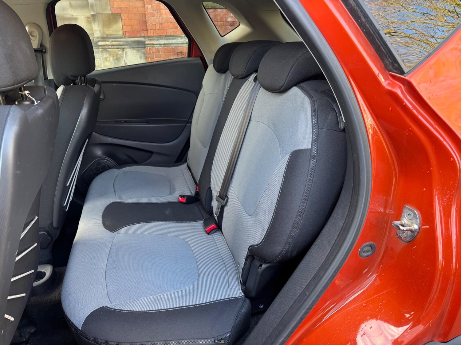 Used Renault Captur 2013 for sale - 76765440: Photo 13