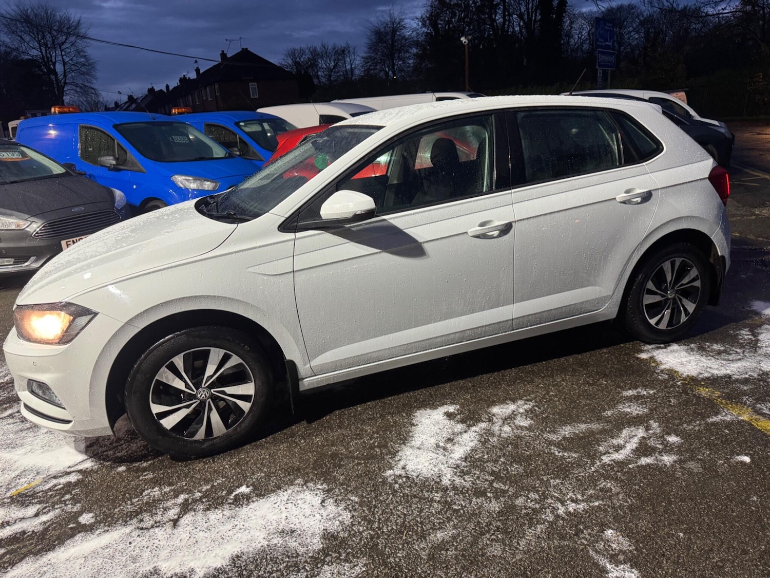 Used Volkswagen Polo 2018 for sale - 76538176: Photo 4