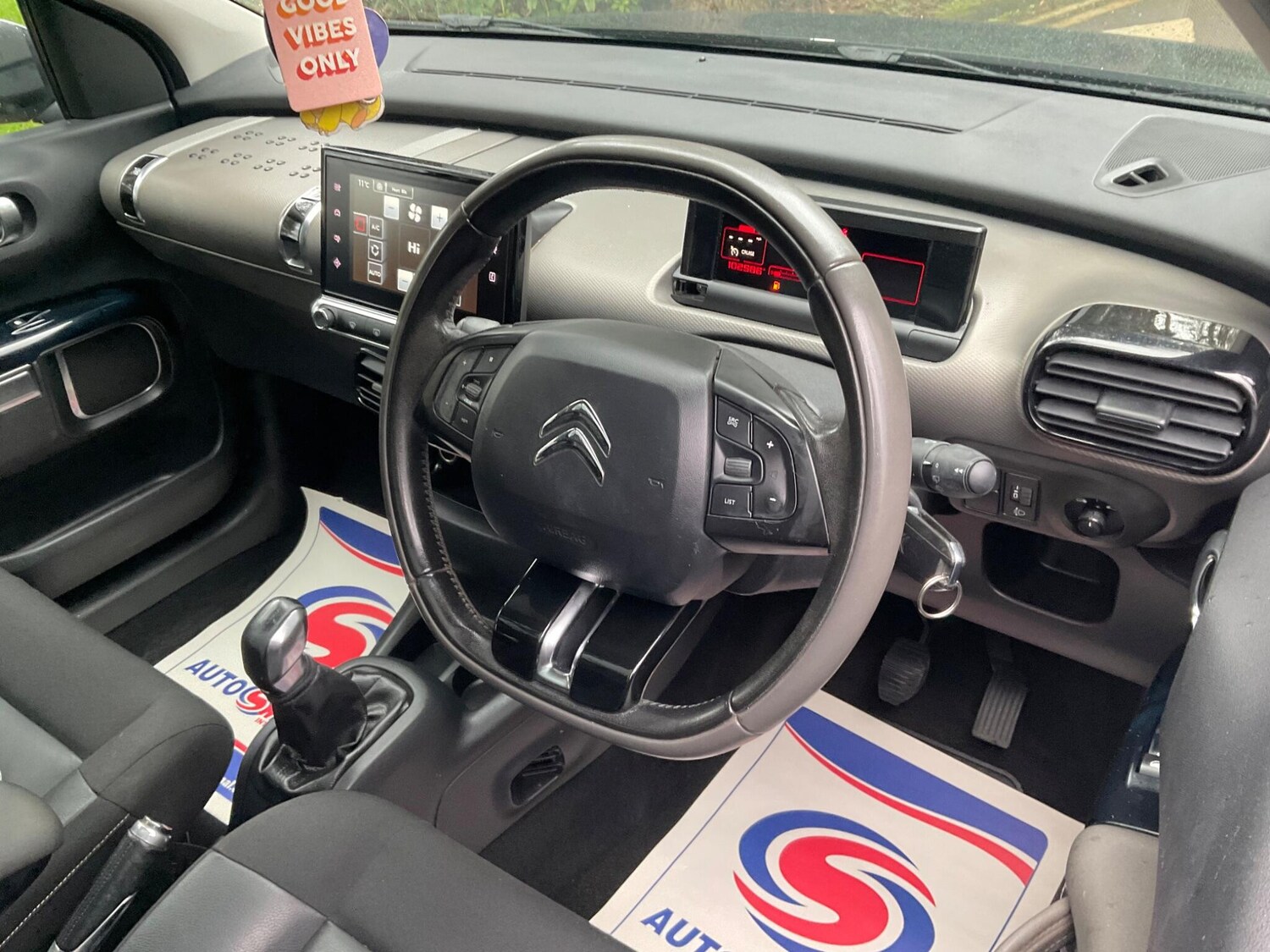 Used Citroen C4 Cactus for sale - 77909296: Photo 14