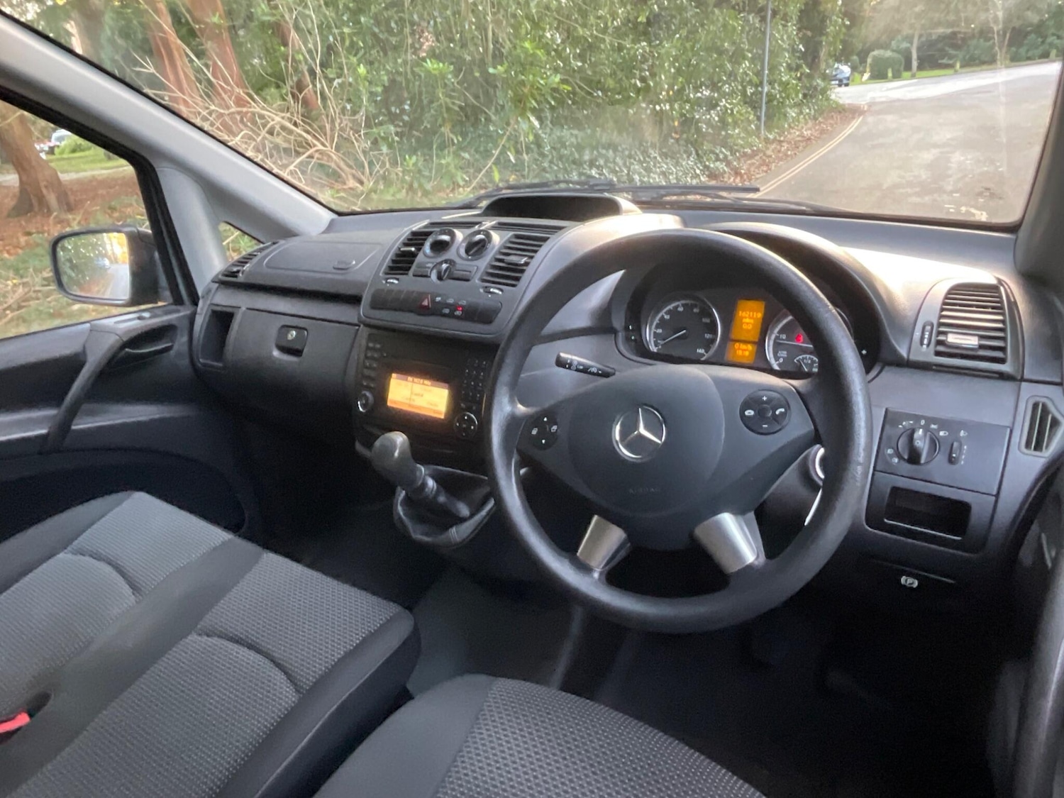 Used Mercedes-Benz Vito 2012 for sale - 76898692: Photo 15