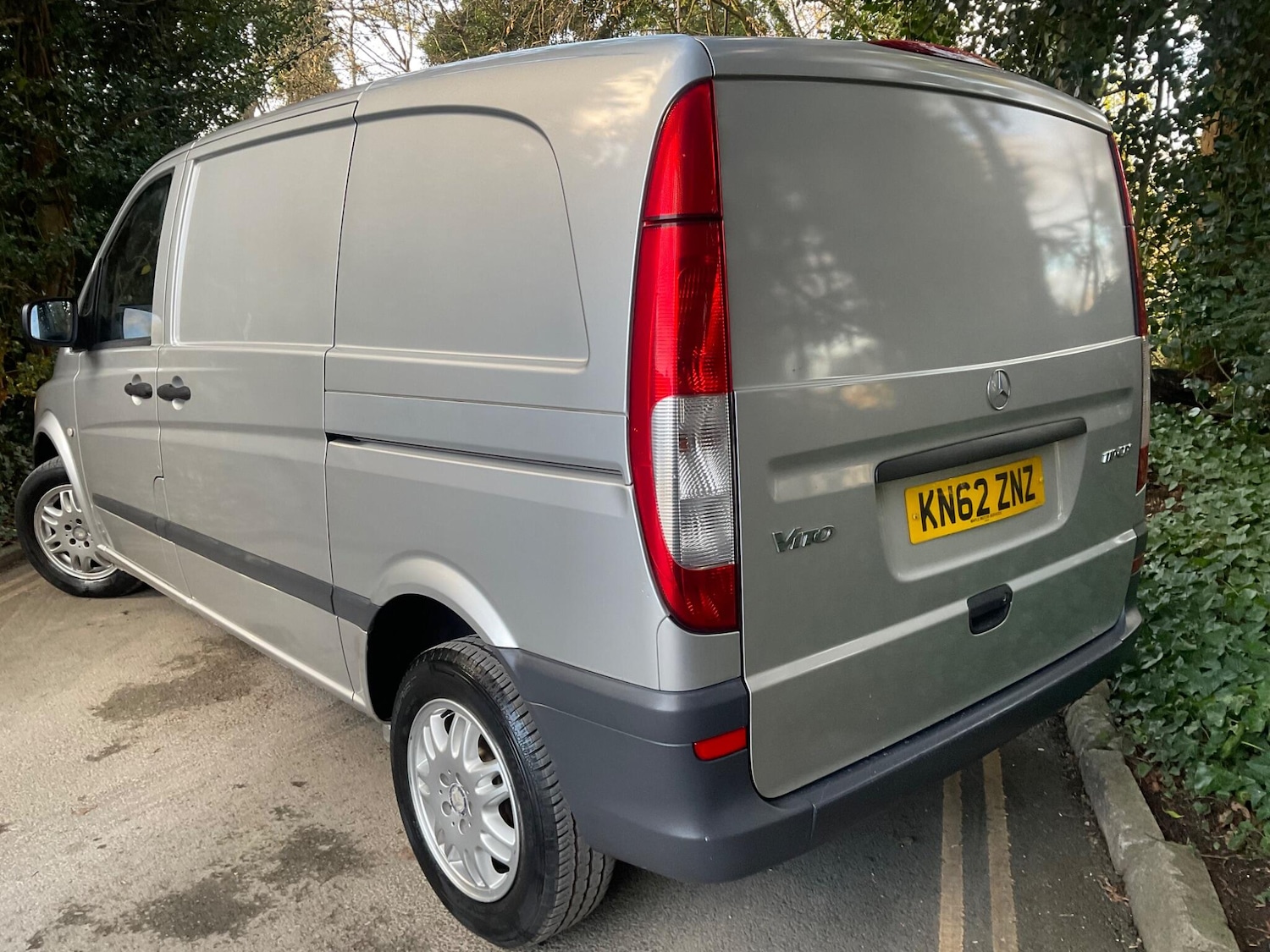 Used Mercedes-Benz Vito 2012 for sale - 76898692: Photo 2
