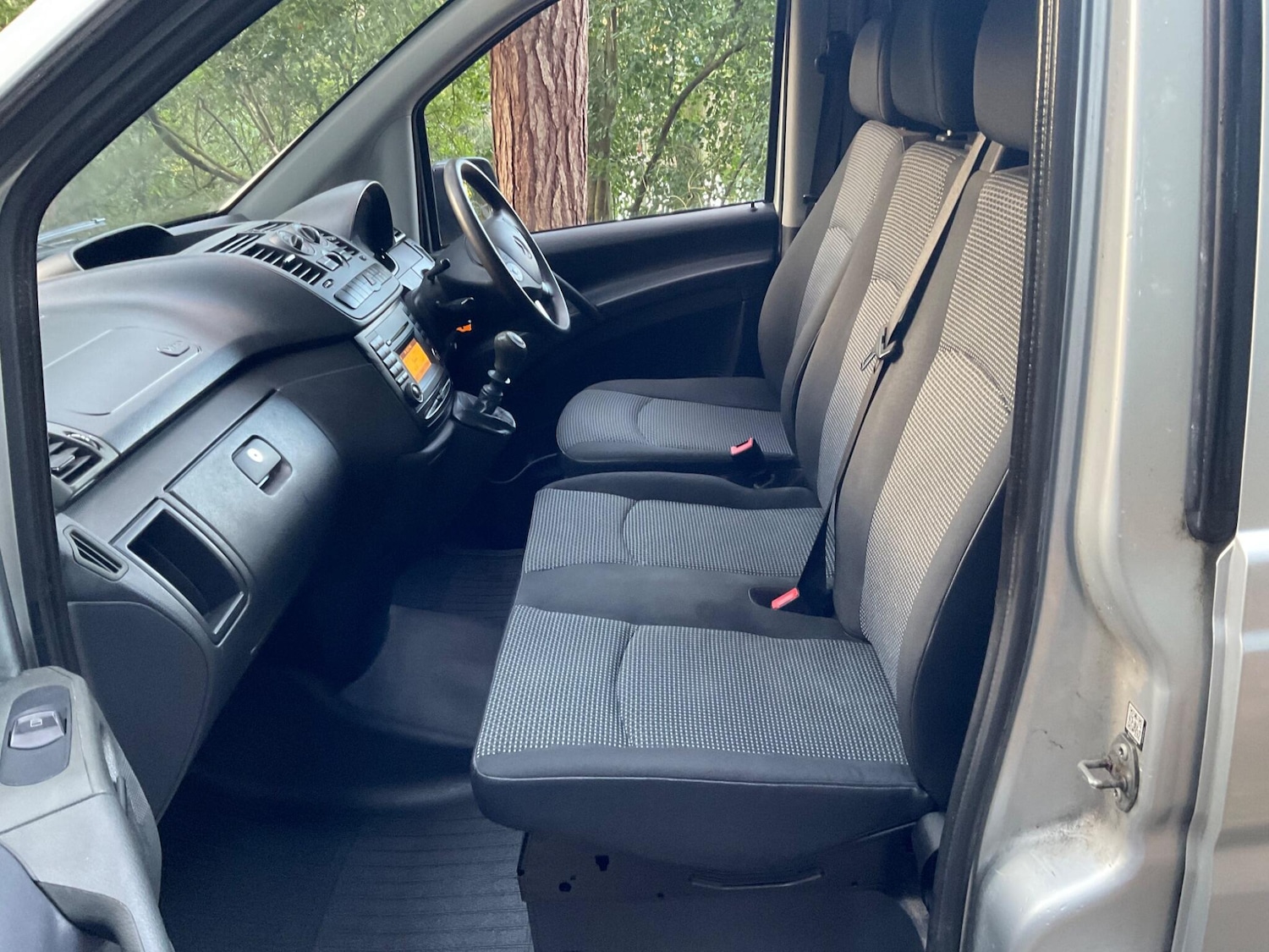 Used Mercedes-Benz Vito 2012 for sale - 76898692: Photo 28