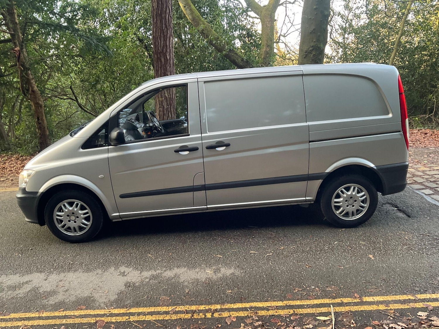 Used Mercedes-Benz Vito 2012 for sale - 76898692: Photo 6