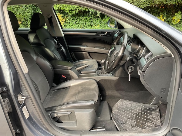 Used Skoda Superb 2009 for sale - 76314666: Photo 11