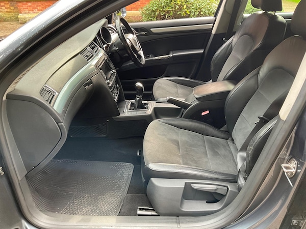 Used Skoda Superb 2009 for sale - 76314666: Photo 20