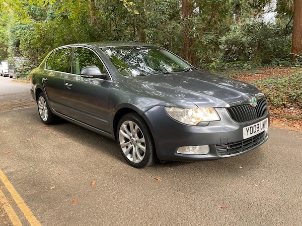Used Skoda Superb 2009 for sale - 76314666: Photo 2