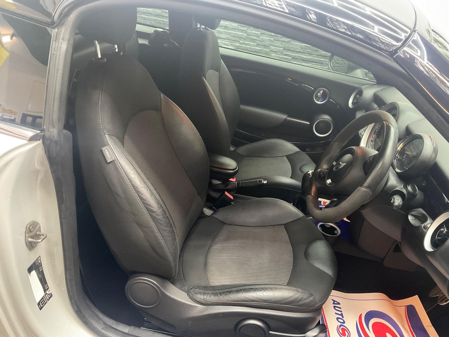 Used MINI Coupe 2014 for sale - 76190001: Photo 17