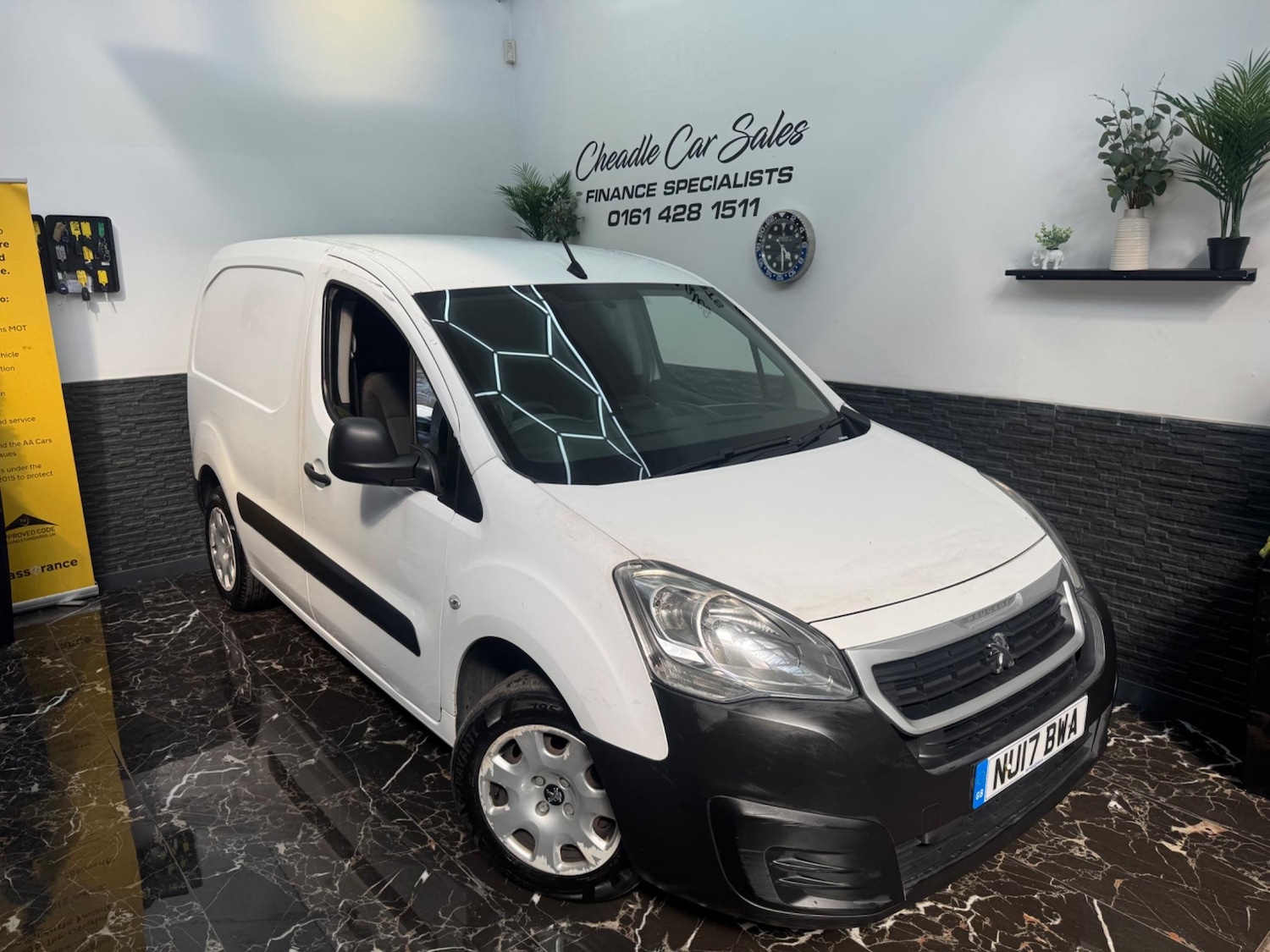 Used Peugeot Partner 2017 for sale - 76992268: Photo 5