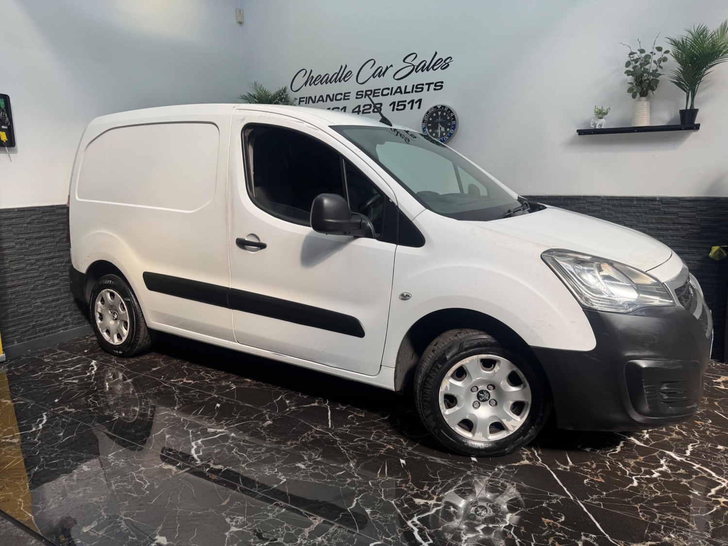 Used Peugeot Partner 2017 for sale - 76992268: Photo 7