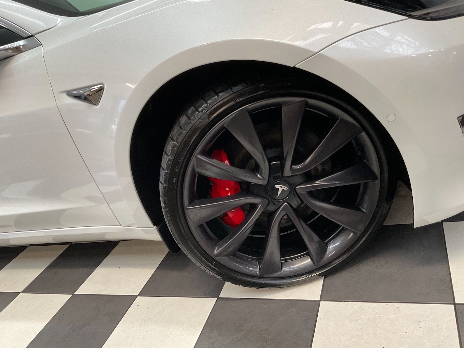 Used Tesla Model 3 2019 for sale - 76994444: Photo 11