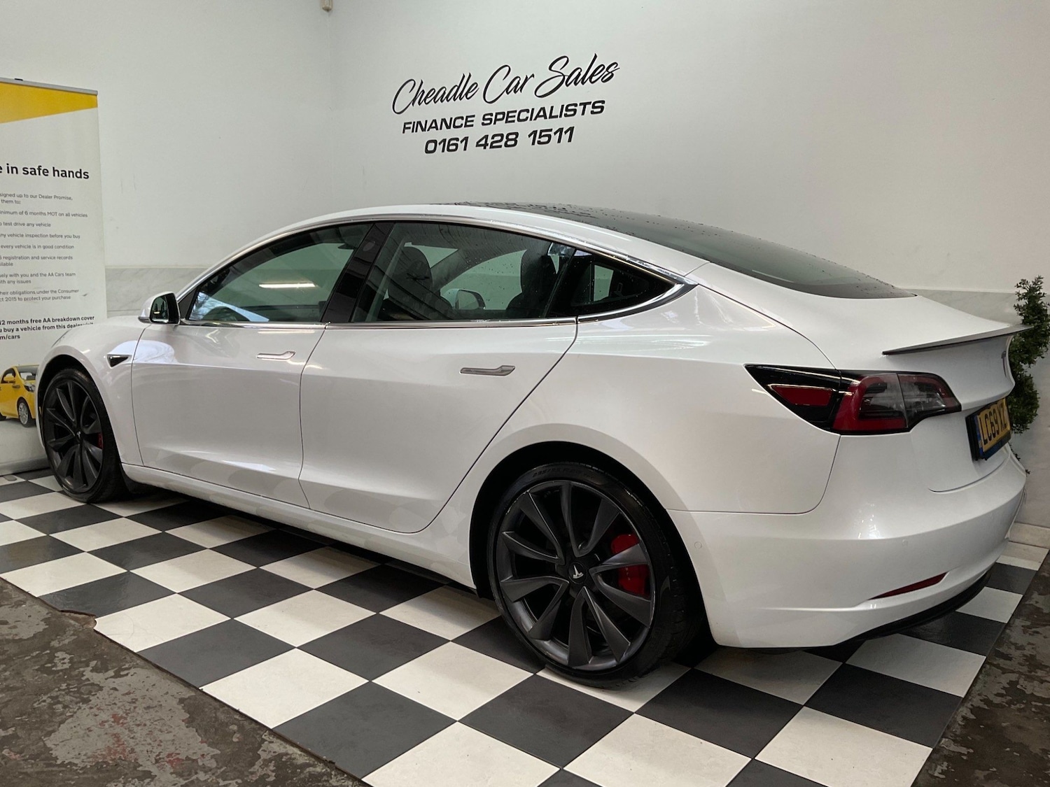 Used Tesla Model 3 2019 for sale - 76994444: Photo 3
