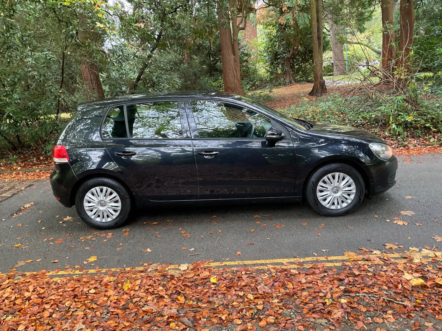 Used Volkswagen Golf 2011 for sale - 76336749: Photo 9