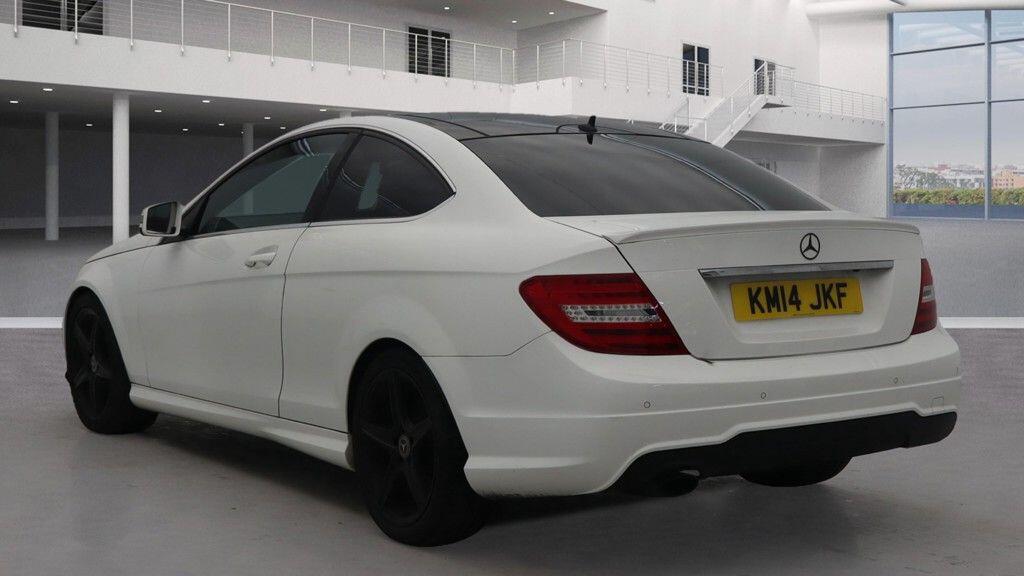 Used Mercedes-Benz C Class 2014 for sale - 76389398: Photo 3