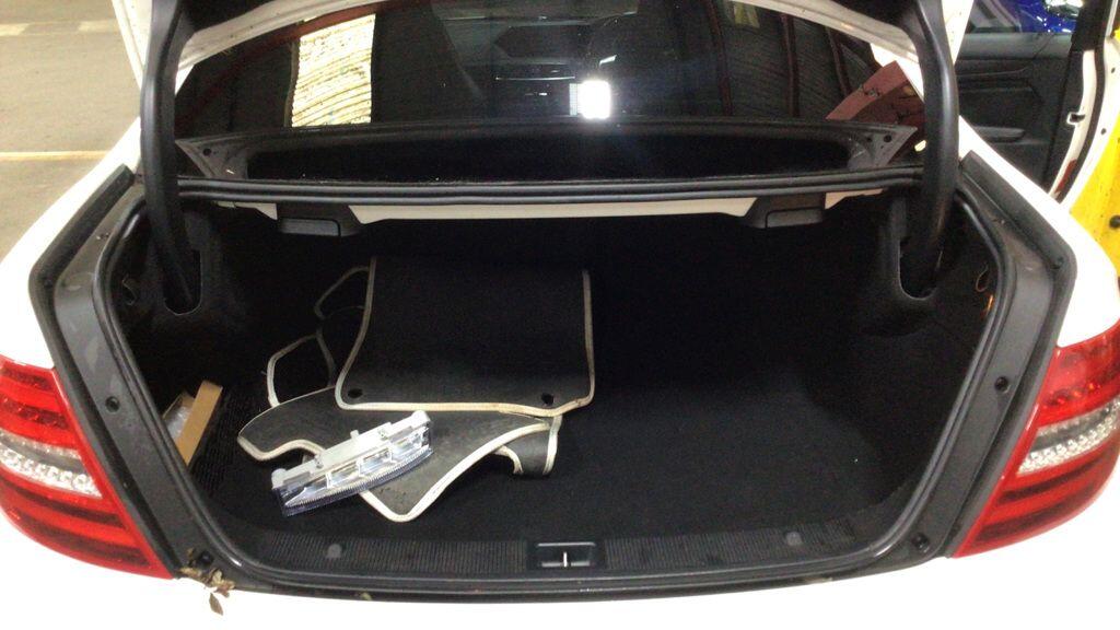 Used Mercedes-Benz C Class 2014 for sale - 76389398: Photo 7